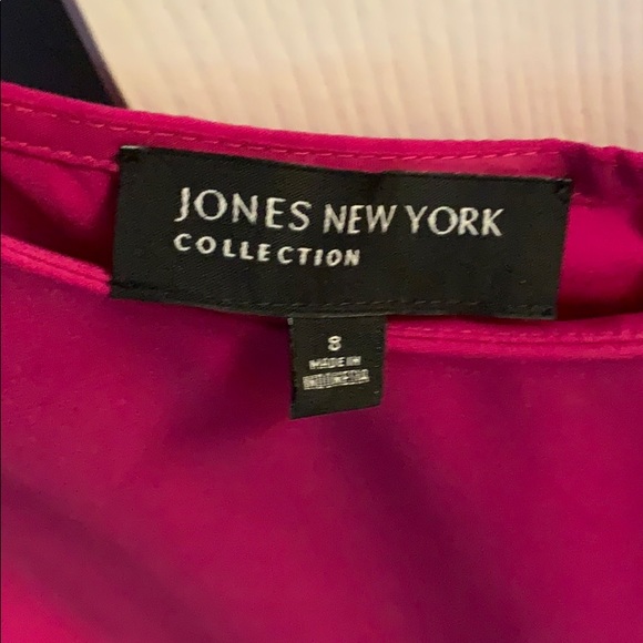 Jones New York Blouse with faux leather bottom - Picture 3 of 4